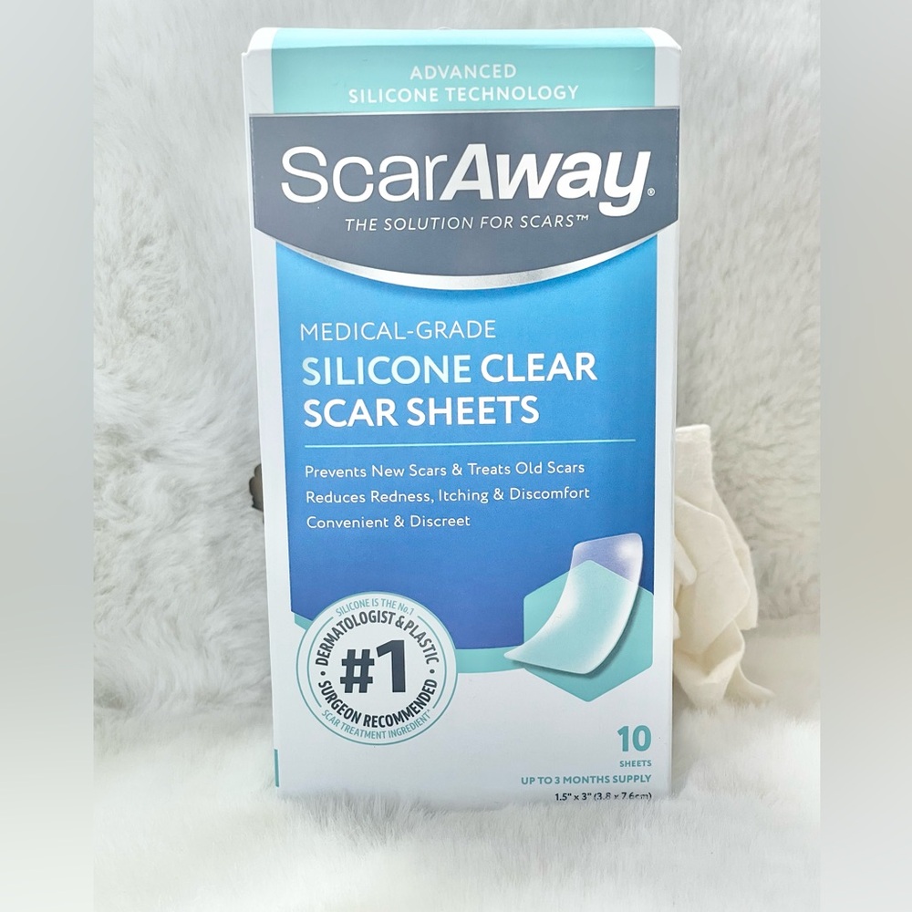 New with tags ScarAway Silicone Clear Scar Sheets 10 sheets. Prevents & Treats